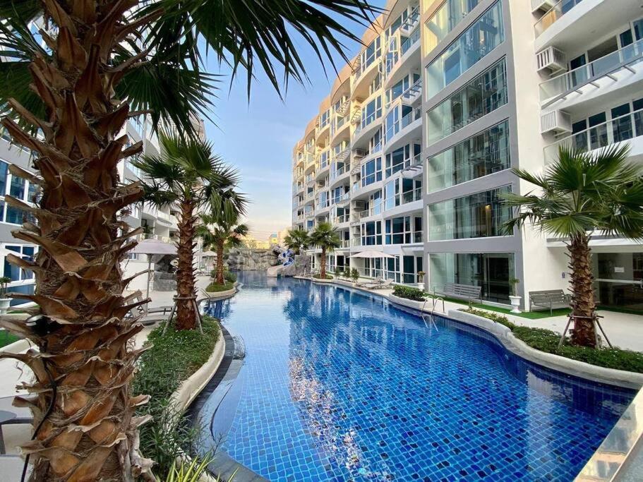 Large Luxury, Pool View, Grand Avenue, Pattaya - 202 Διαμέρισμα Εξωτερικό φωτογραφία